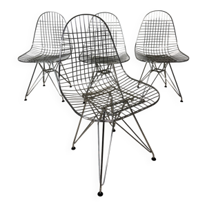 chaises filaires chromées
