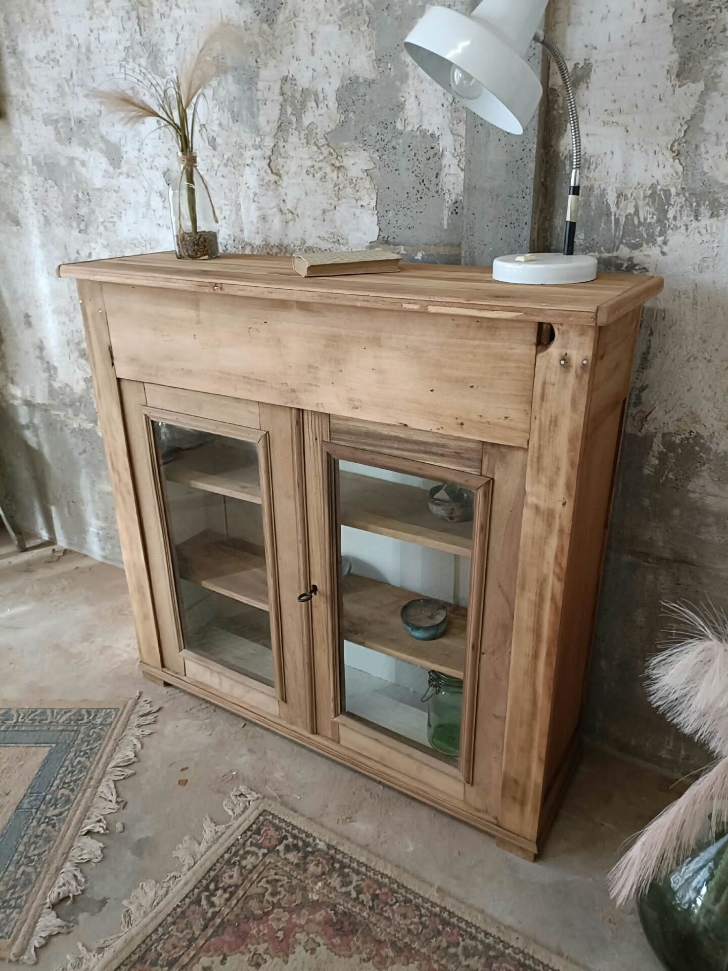 Display cabinet