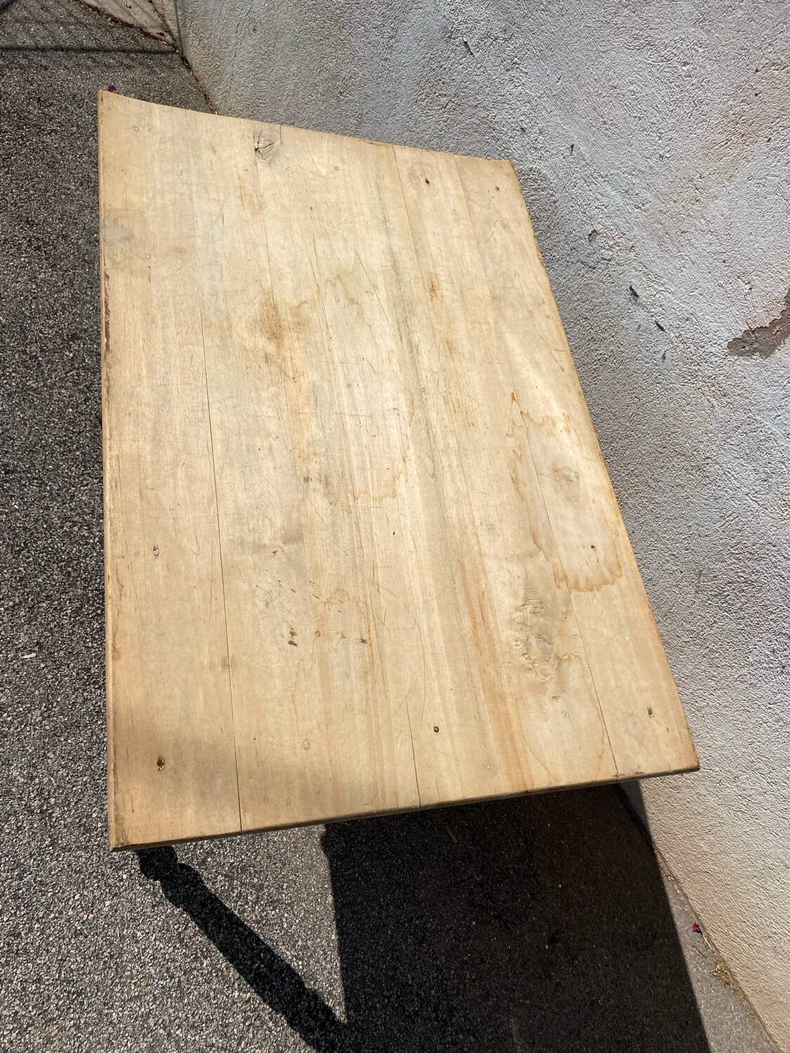 Small bistro table with black legs