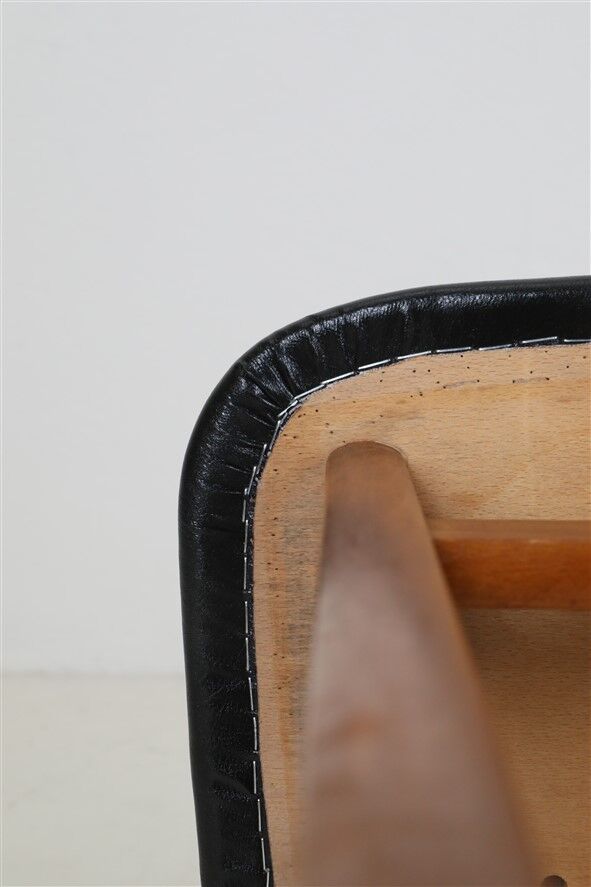 Findahl “Mosbøl” chair / 1960s / 1970s / teak / beech / skai / black / Mid Century Danish Modern Design