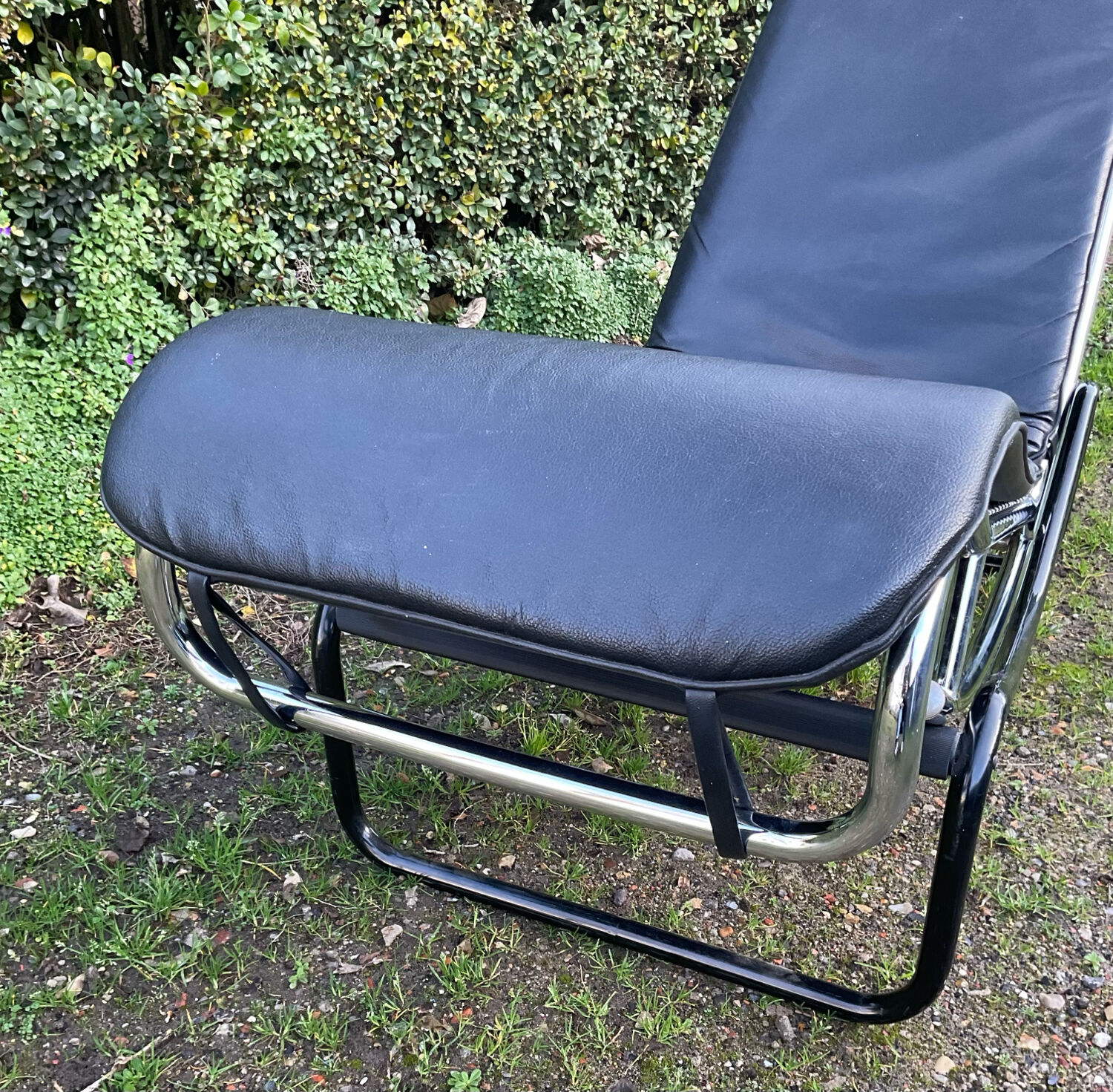 Italian lounge chair from the 1980s.