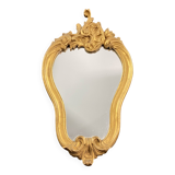 Violin mirror with shell decoration