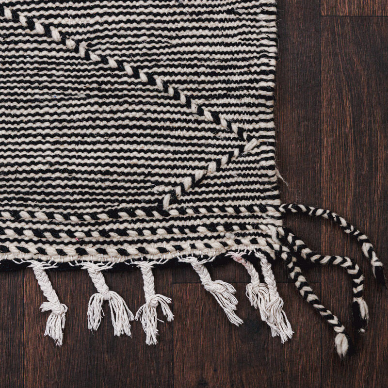 Tapis berbère noir zanafi 190x310 cm