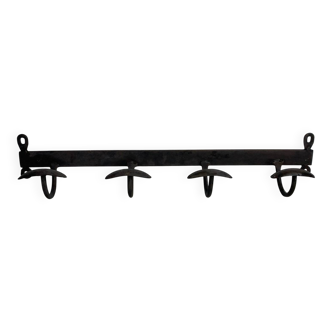 Coat rack, four hooks, in wrought iron.
