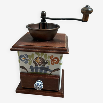 Coffee grinder