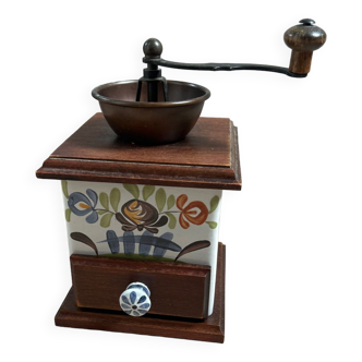 Coffee grinder