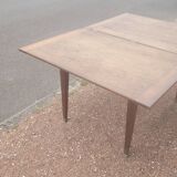 Rustic farm table called "Portefeuille" in solid oak 19th - 1m48x1m08