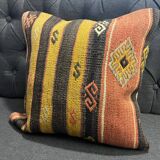 Traditional Design Pillow