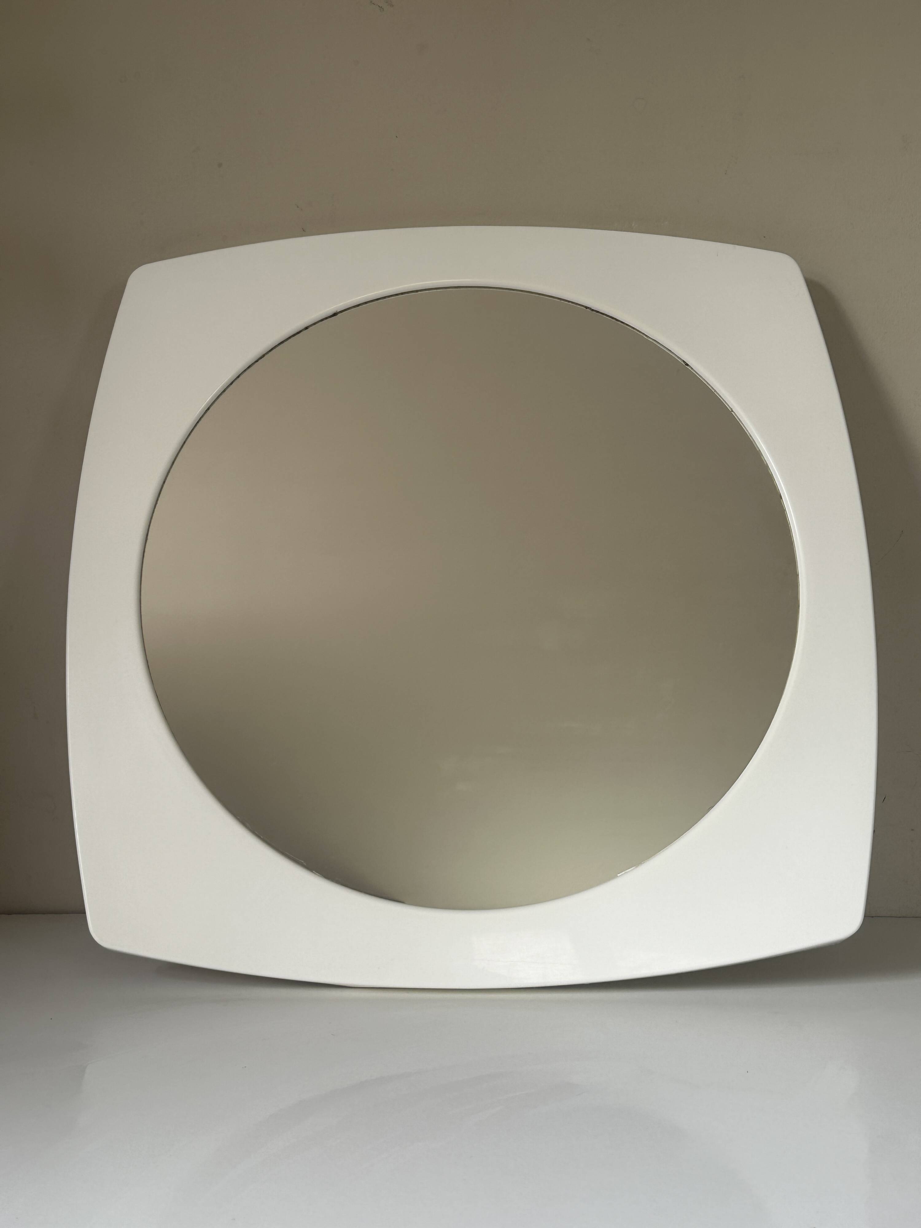 Syla vintage plastic mirror from the 70s