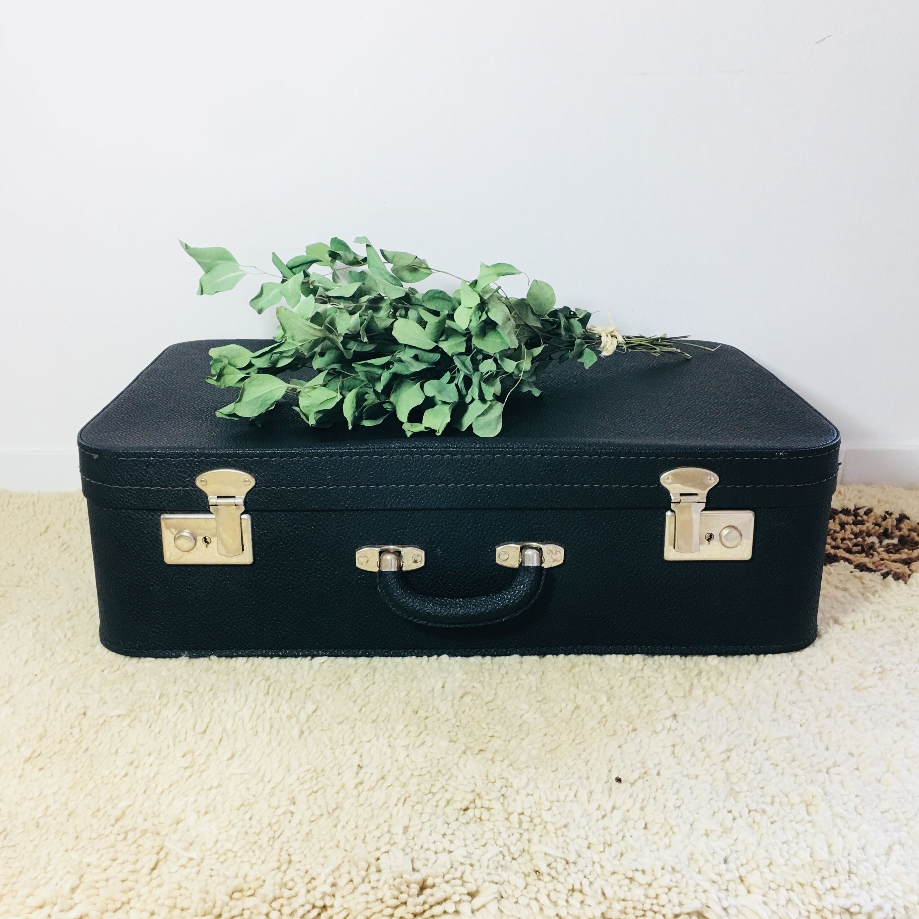 Valise noire vintage