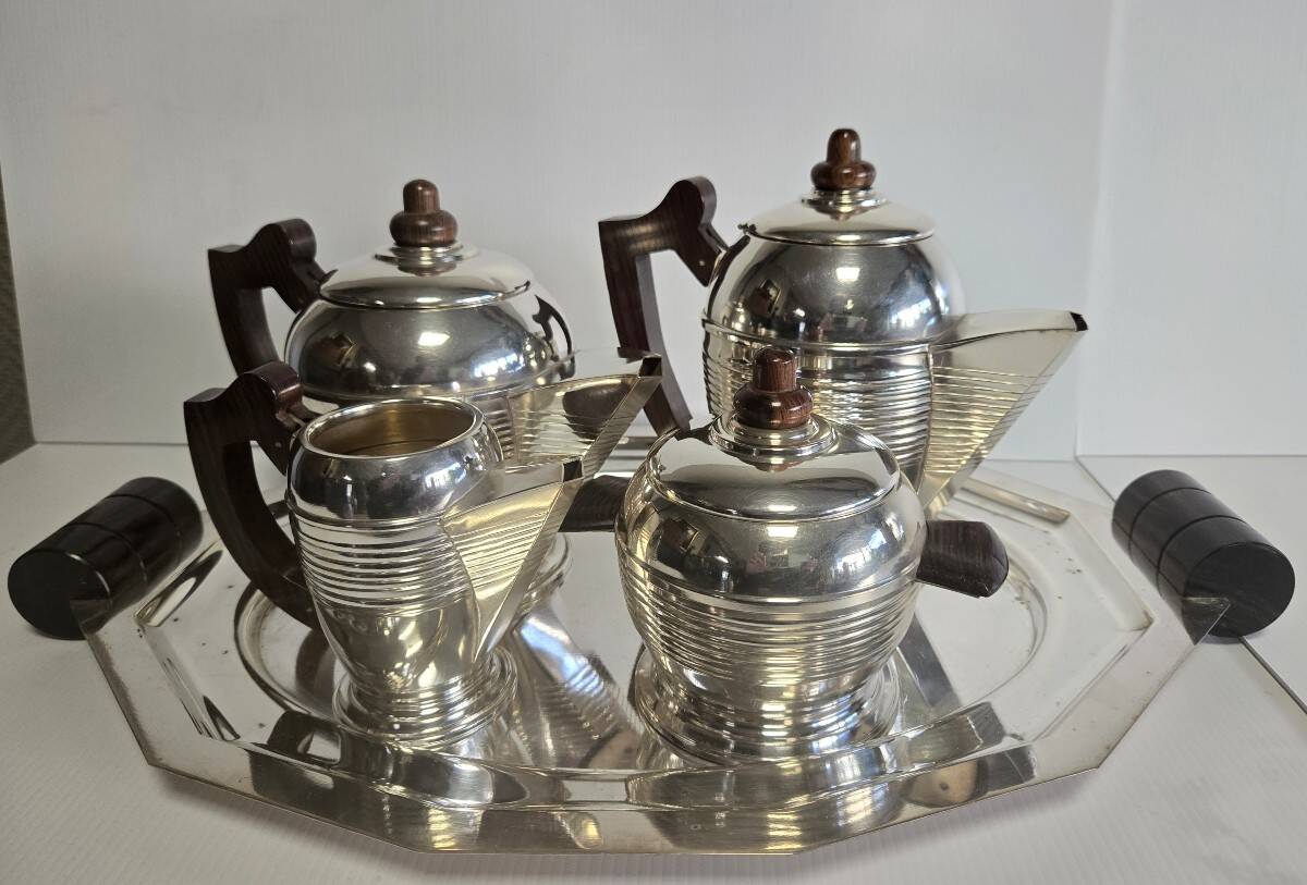 Art Deco tea or coffee service in silver-plated metal