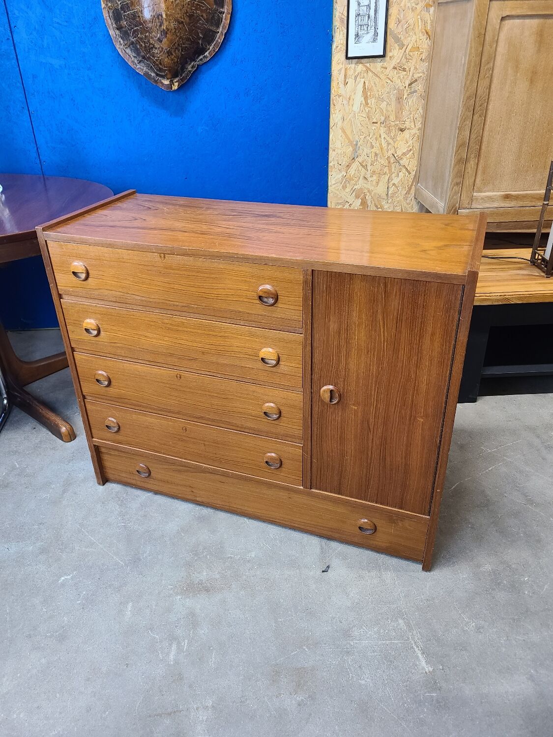 Commode scandinave vers 1960