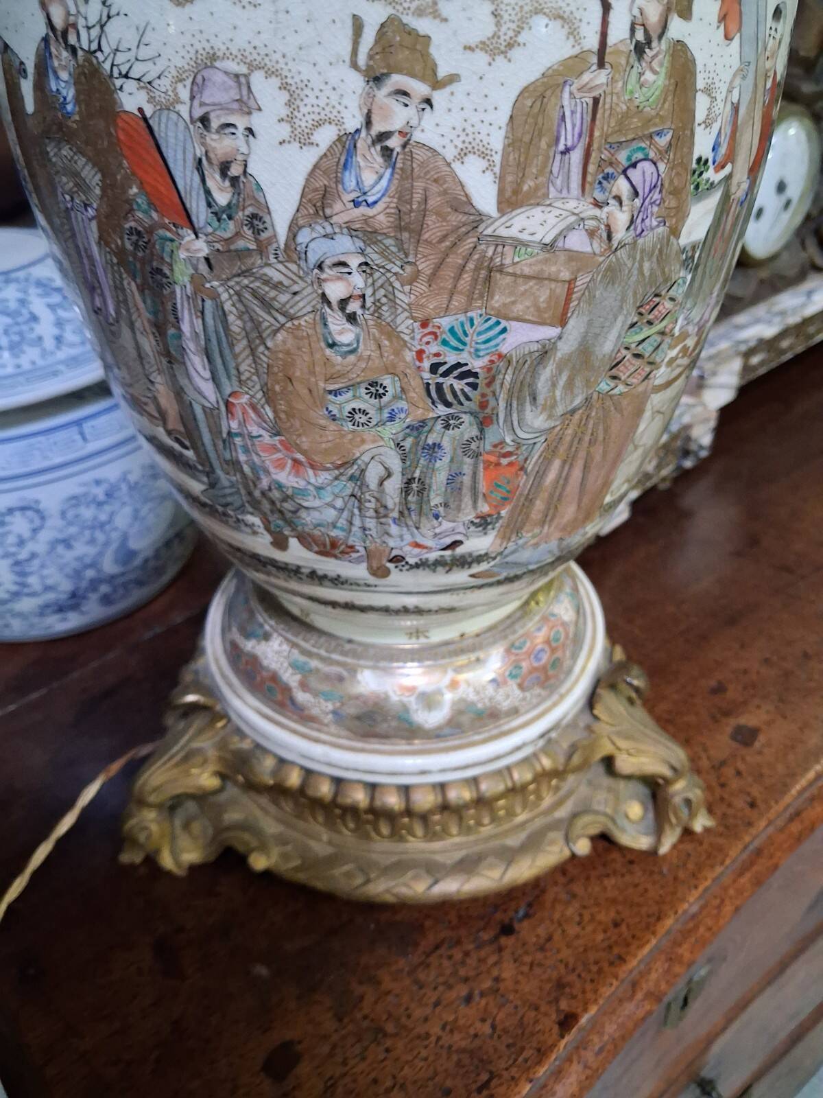 Pied de lampe en faïence de Satsuma – Japon, XIXe siècle