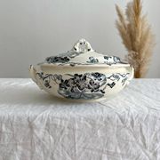 Small old vegetable soup tureen in iron earth "Les Violettes" Salins