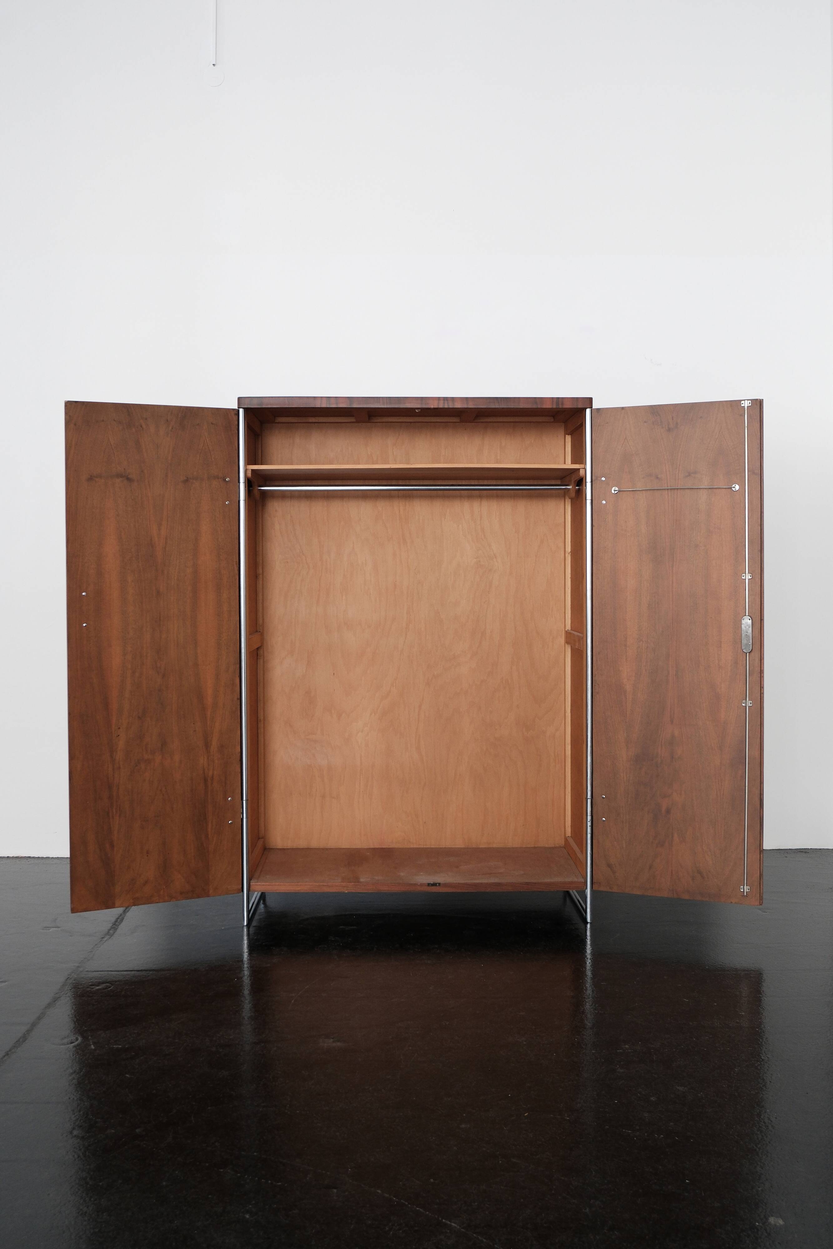 Armoire "KN 1" par Mücke Melder
