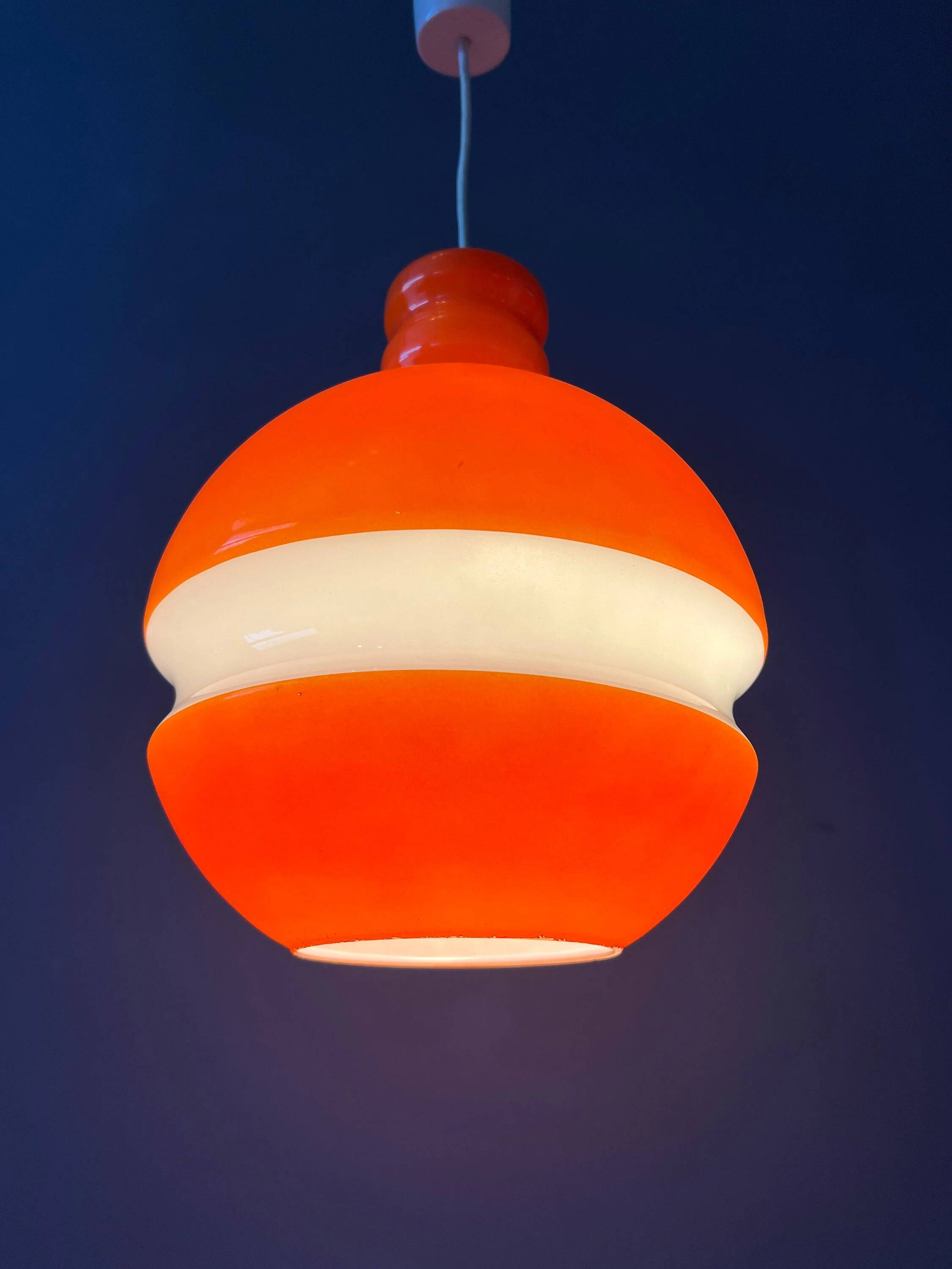 Suspension en verre Peill & Putzler mid-century orange et blanc