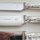 Lot de 6 couteaux de table Christofle ,  lame inox et manche en argent