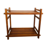 Serving table