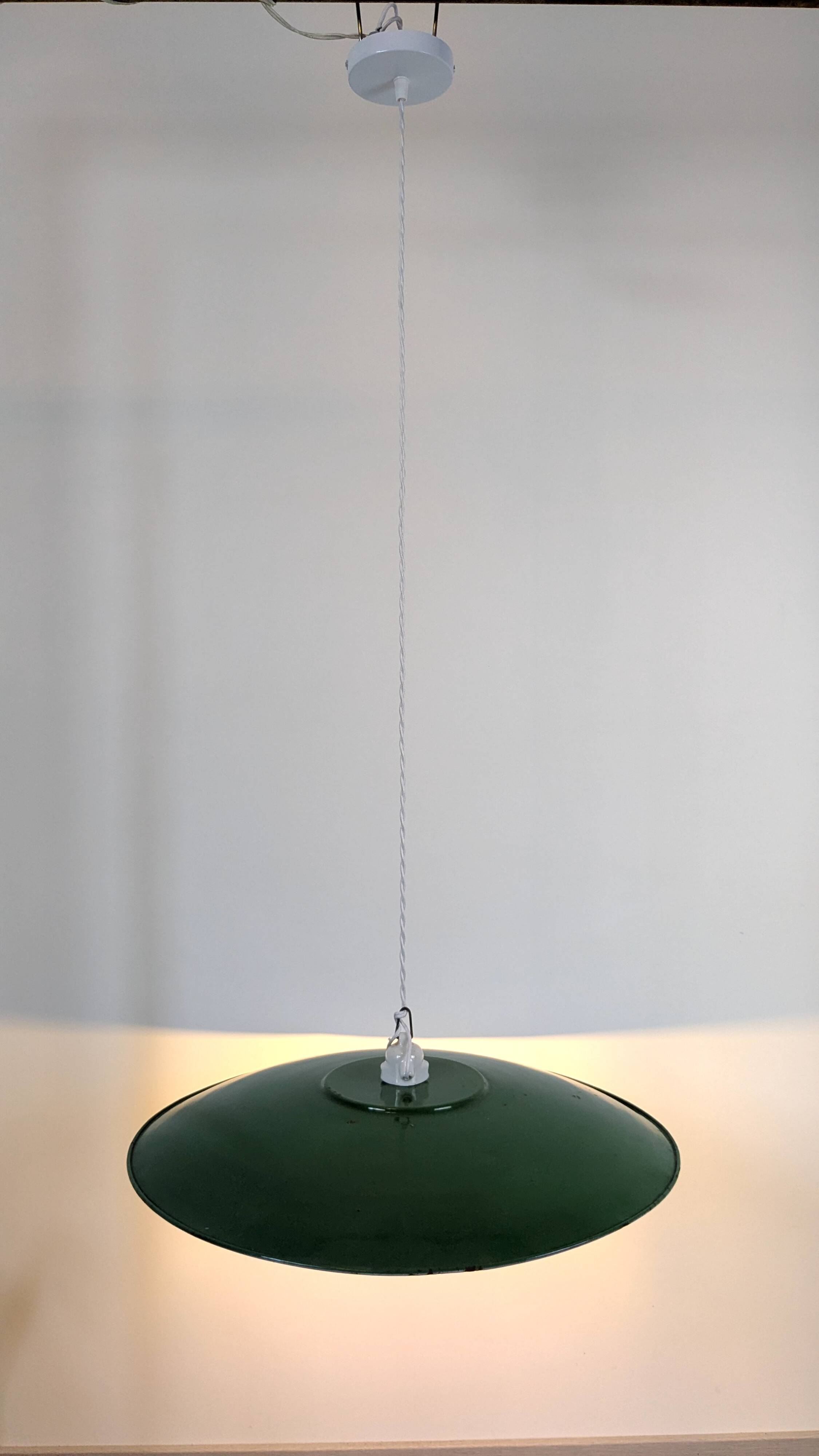 Large green industrial workshop pendant light 50 cm, ceramic socket