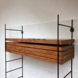 Wall shelf