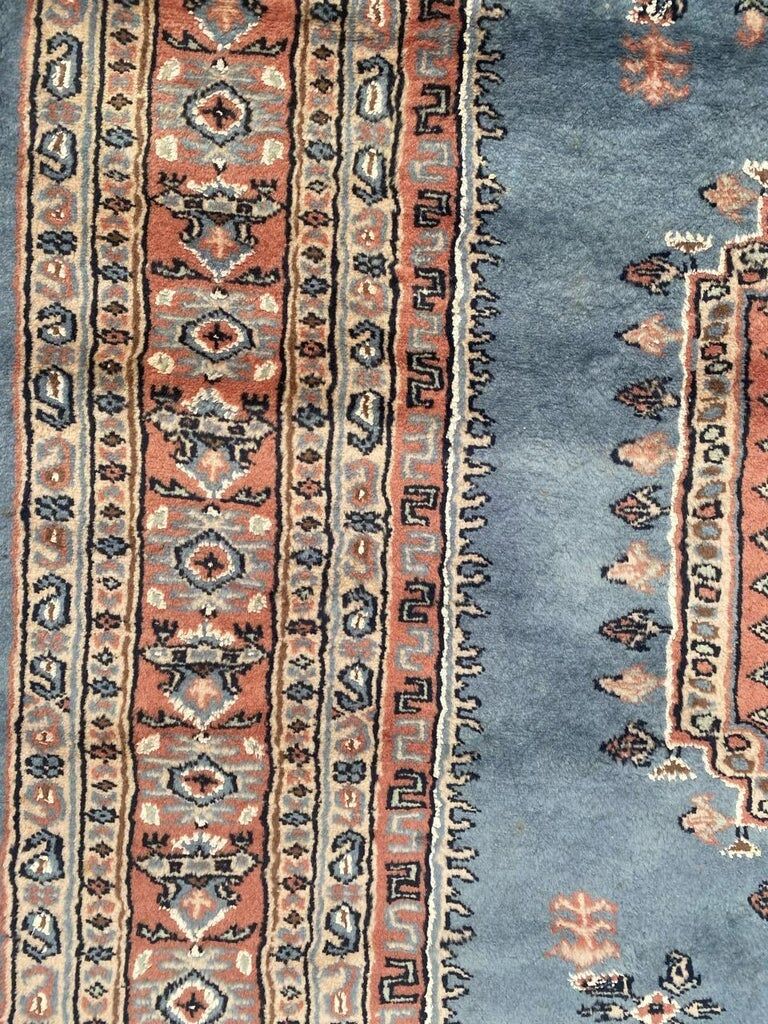 Vintage Pakistani carpet 193x129 cm