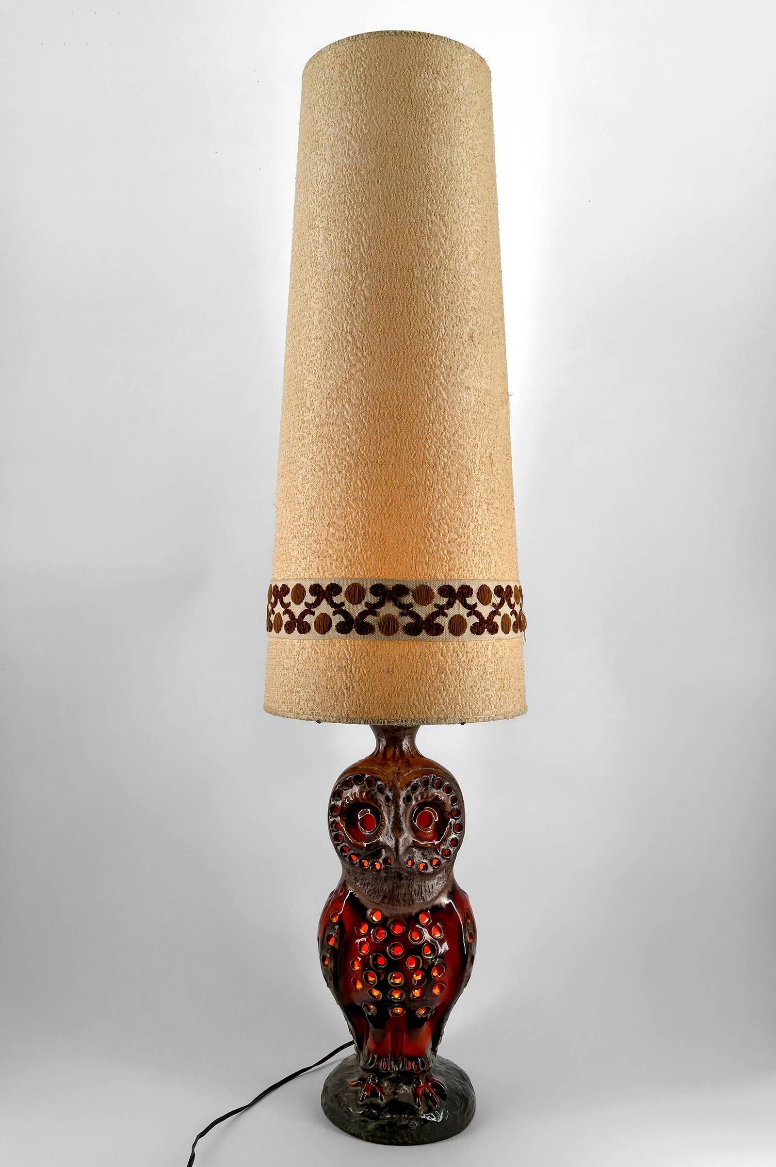 Important ceramic lamp / floor lamp, Owl, by Walter Gerhards