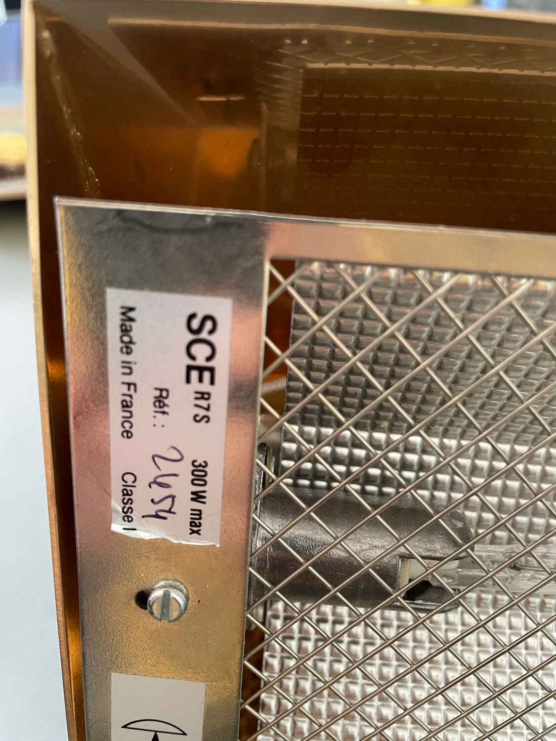 SCE brass wall light