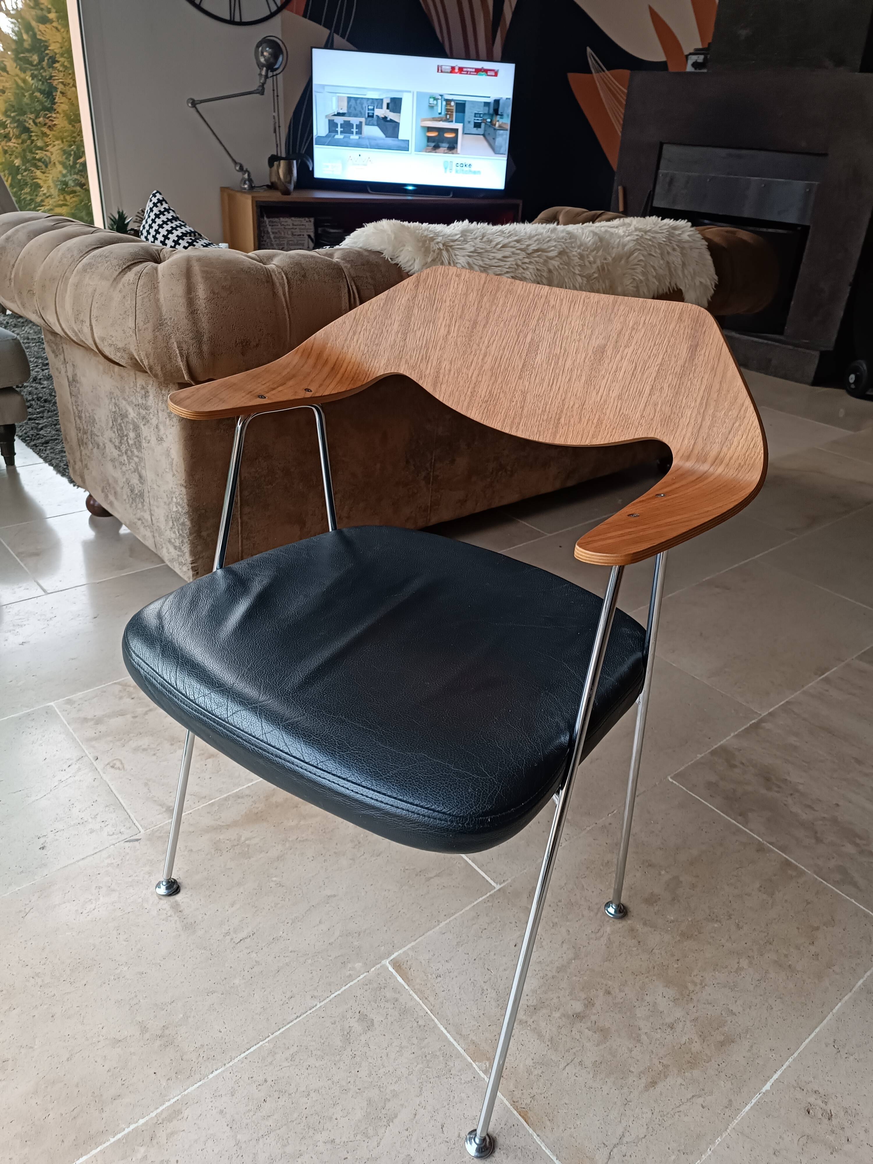 Chairs 675 Robin Day for Habitat