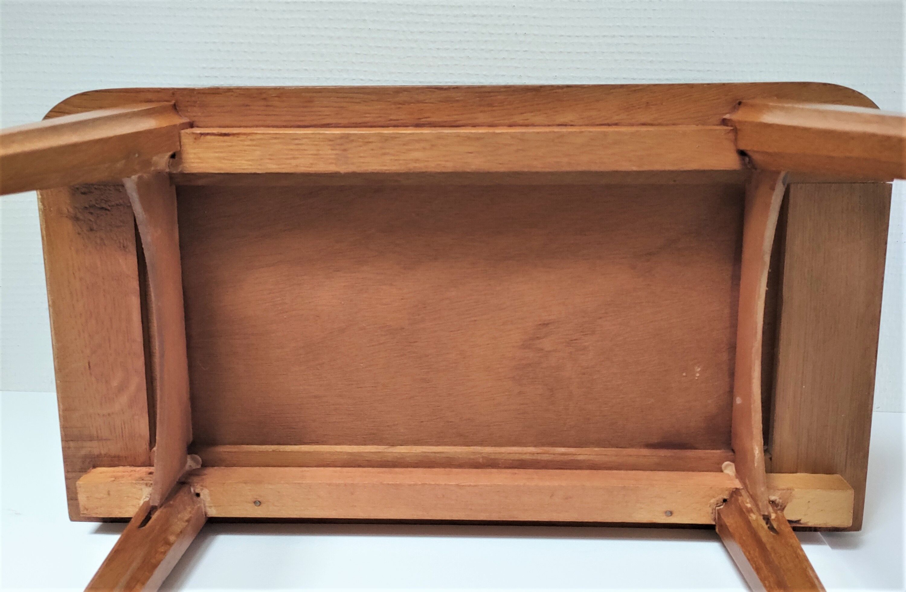 Bedside wood feet tapered 60s