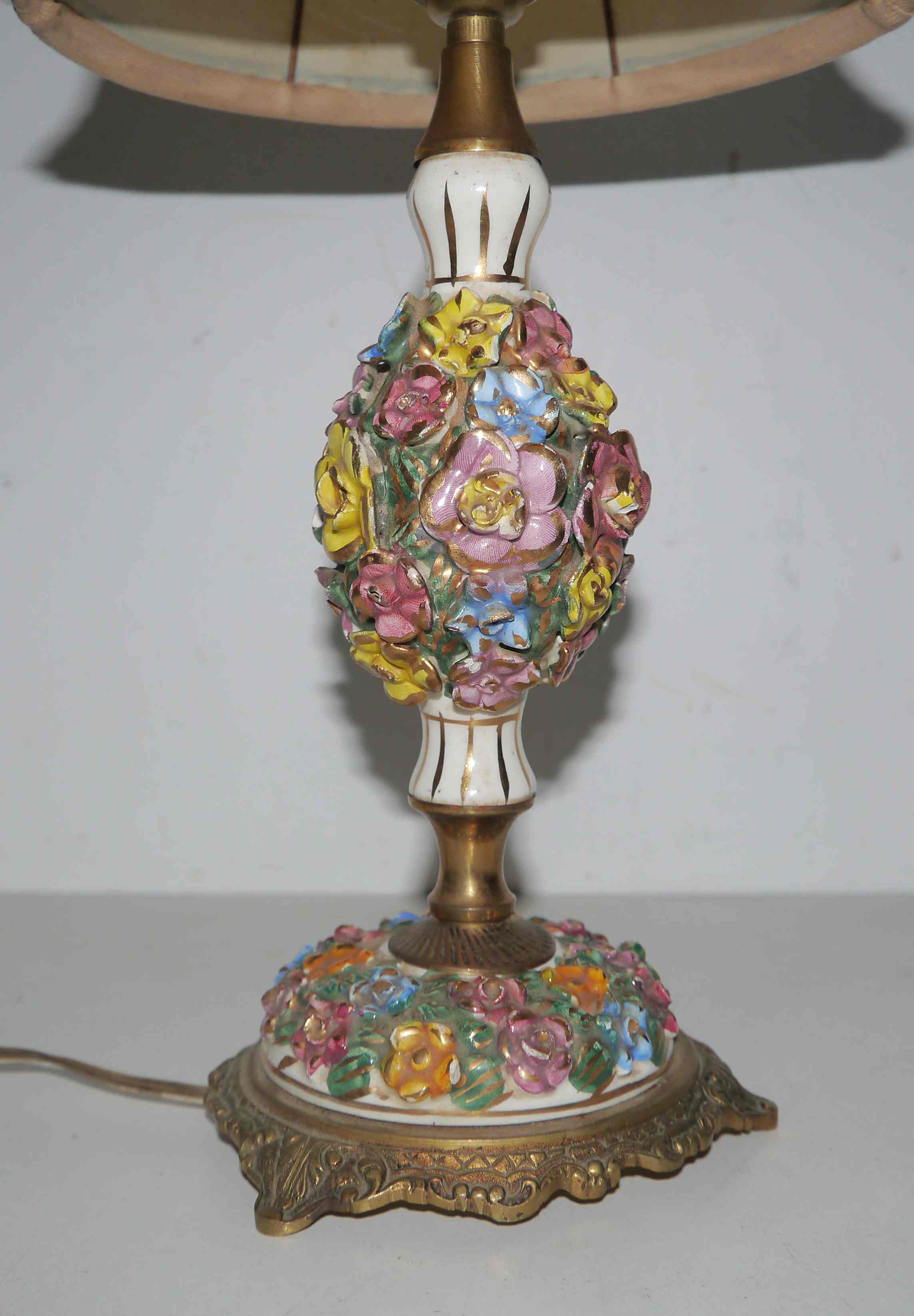 Lamp or night light bronze and ceramic glazed flowers