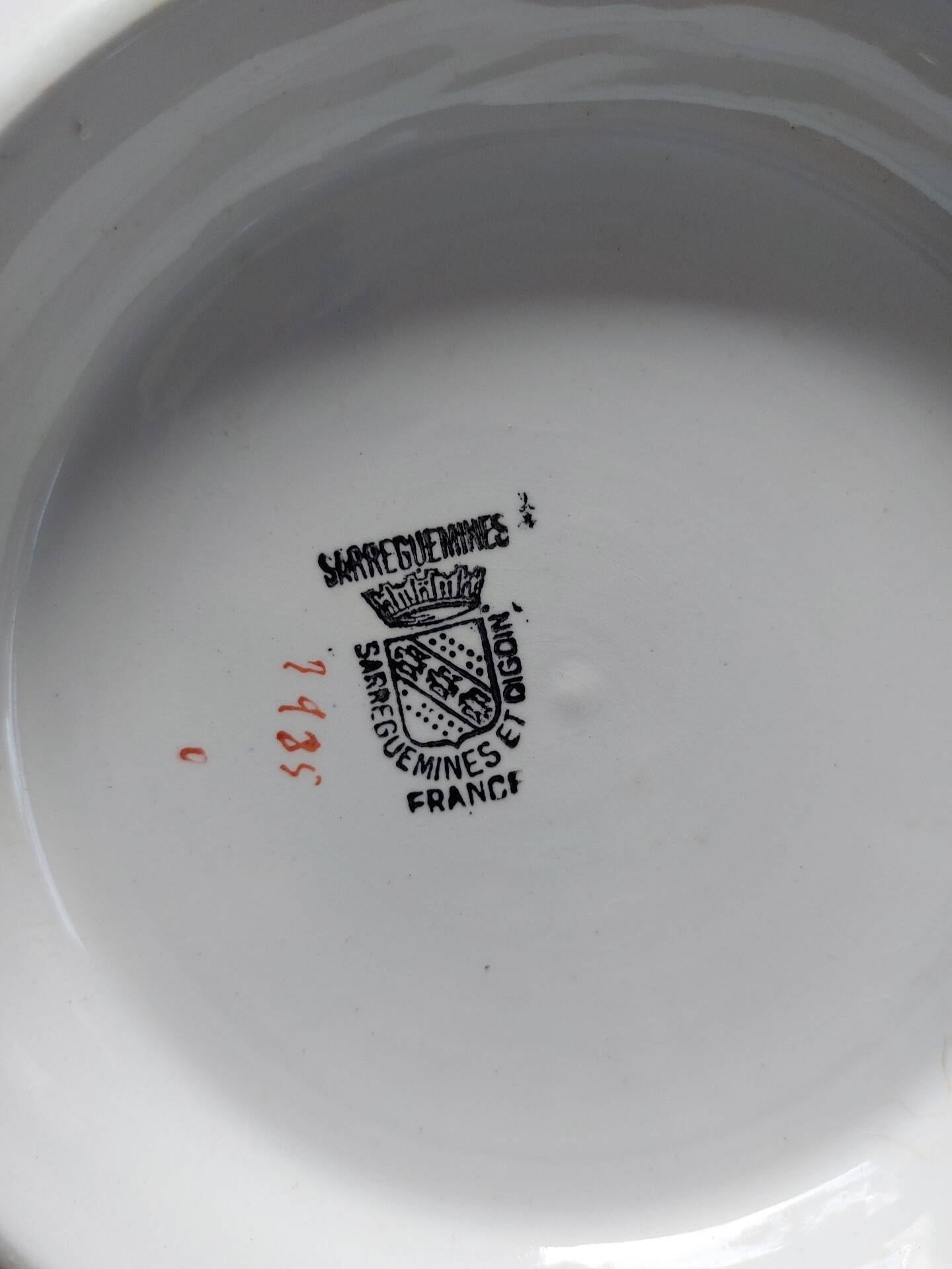 Assiettes faïence Sarreguemines