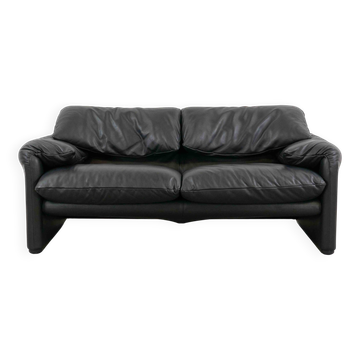 Canapé 2 places Cassina Maralunga en cuir noir par Vico Magistretti