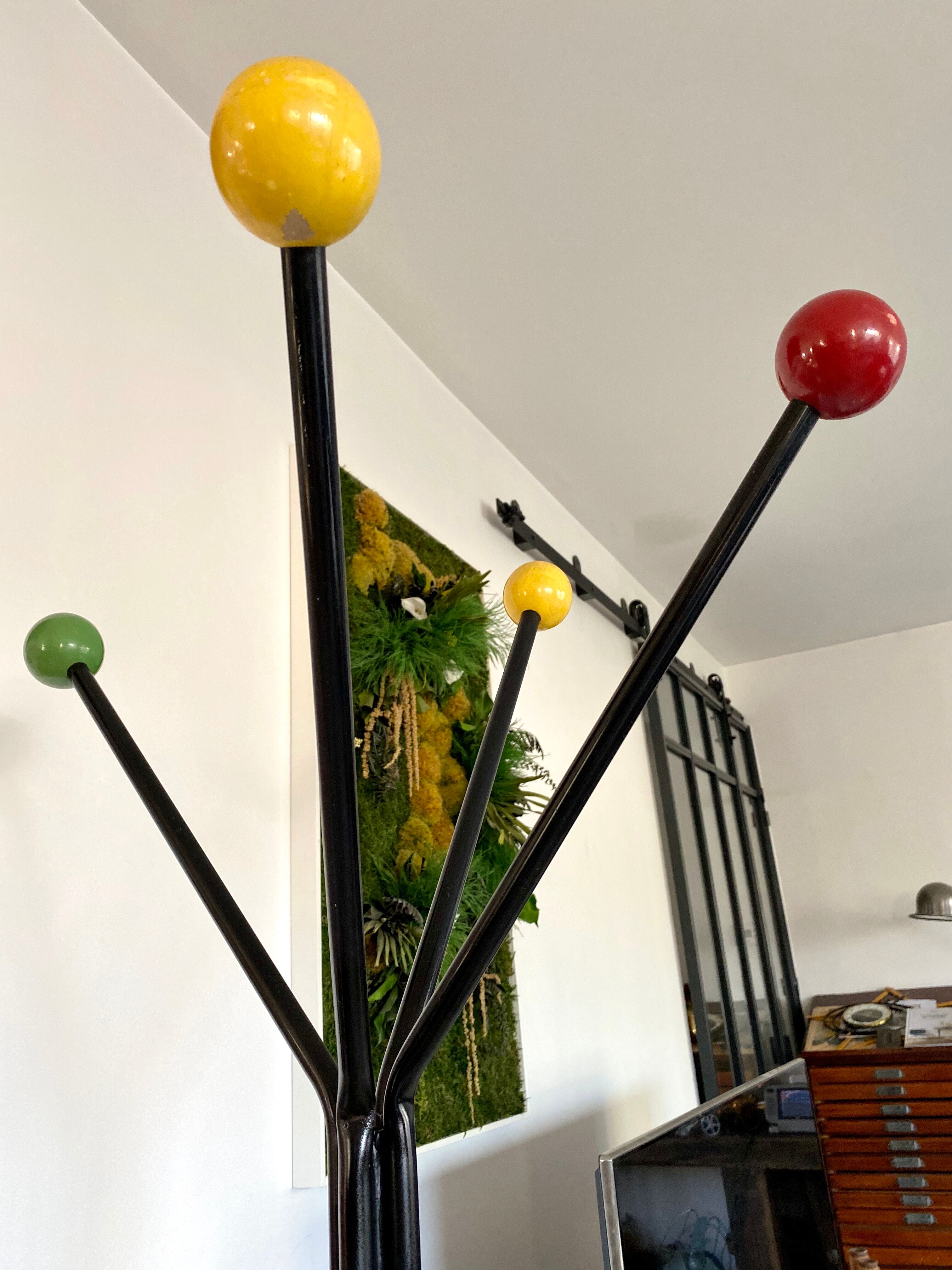 Parrot coat door 4 vintage balls