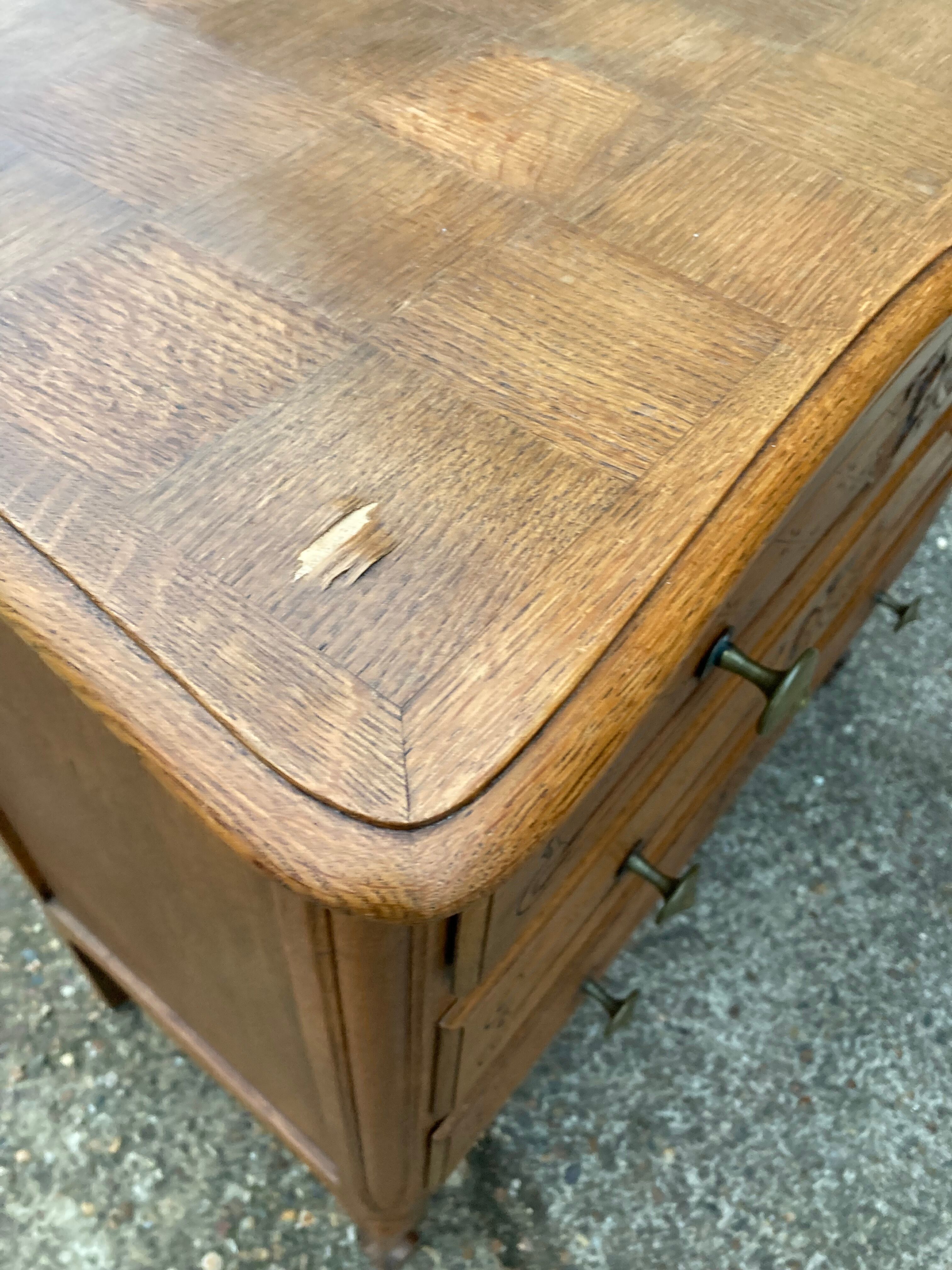 Neorustic chest of drawers