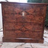 Commode style Louis Philippe en noyer