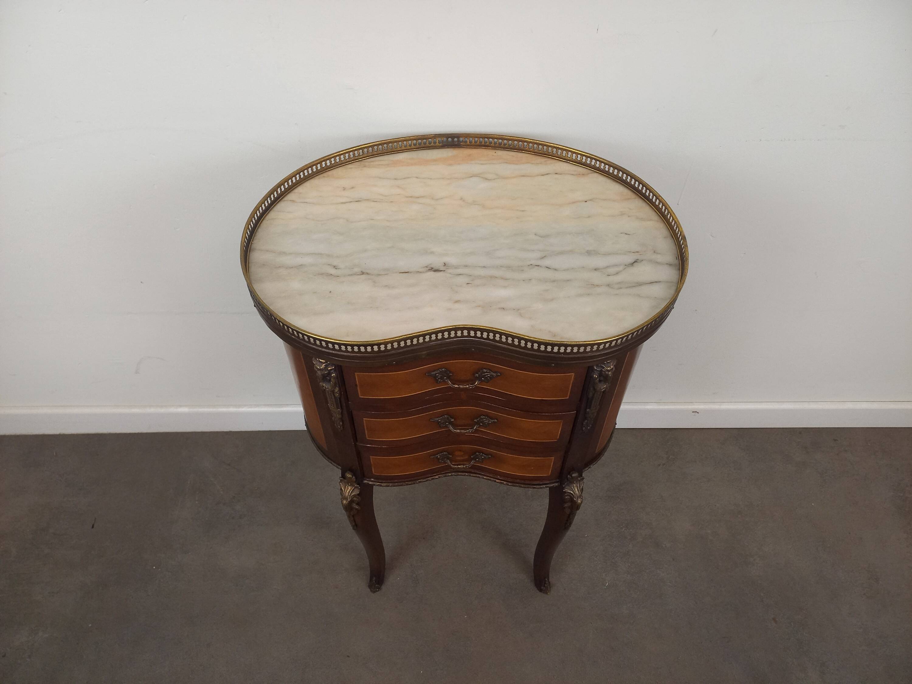 Small Louis XV style kidney chest of drawers