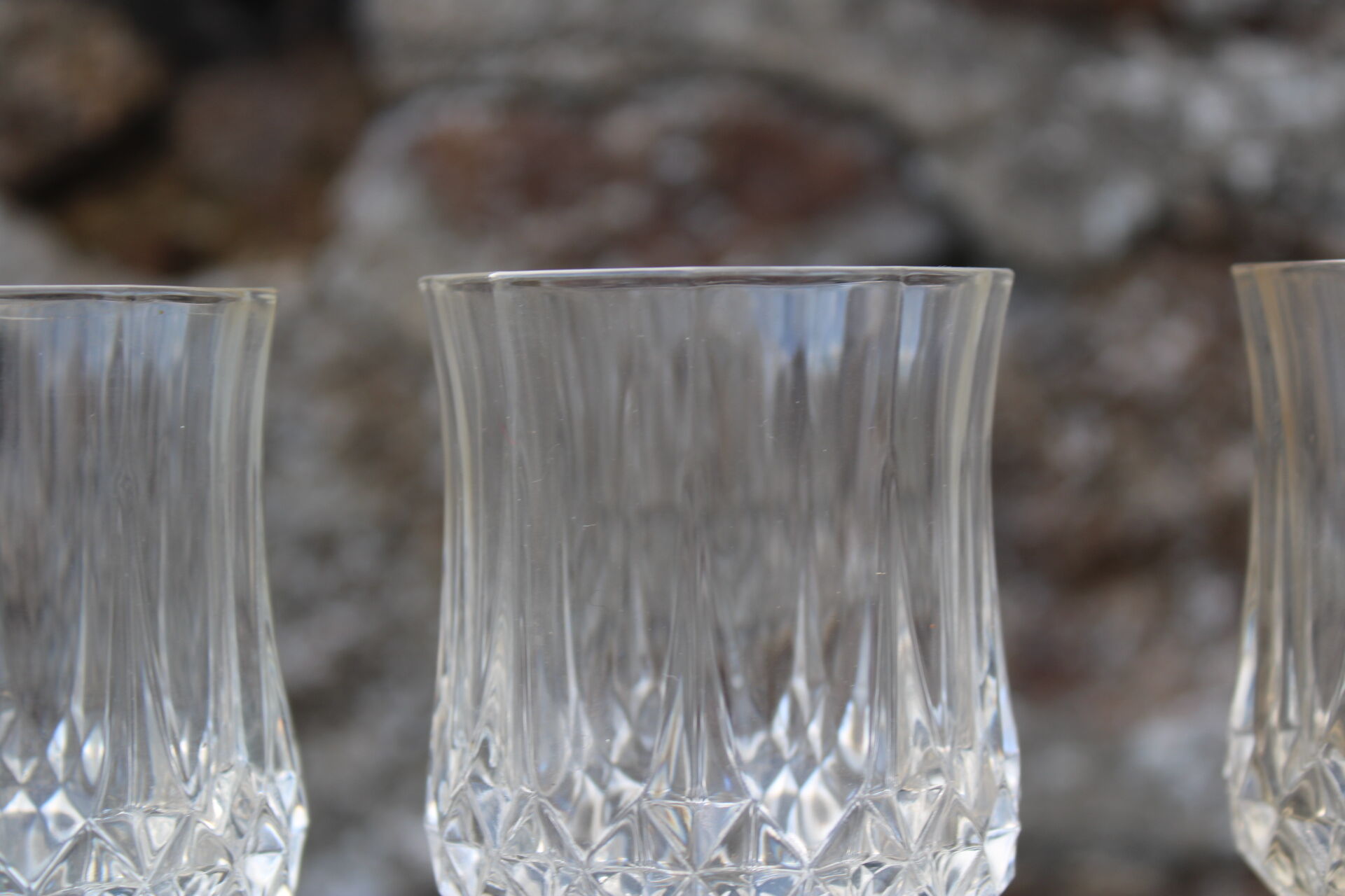 4 crystal flutes