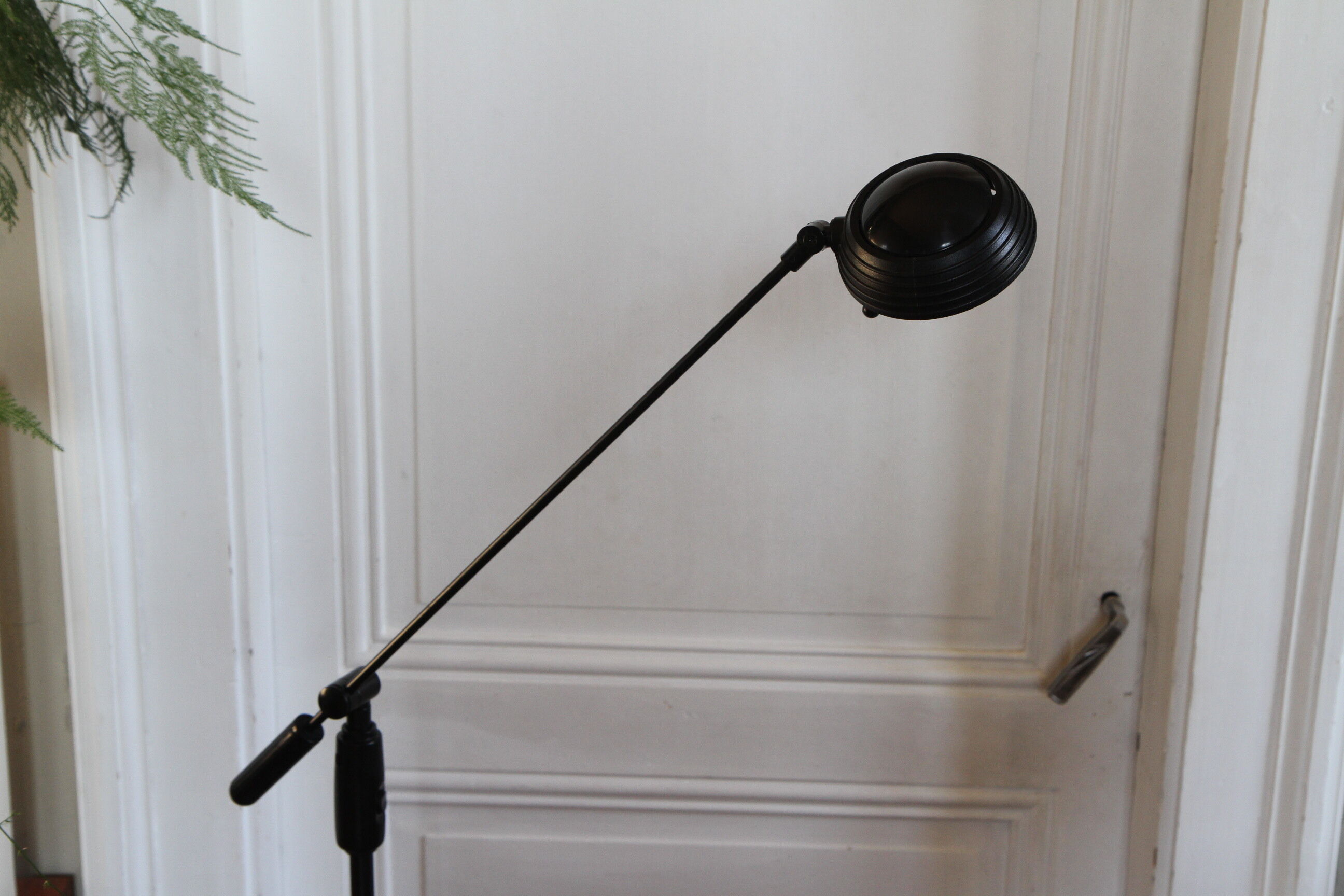 Articulated projector height 150