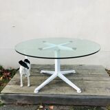 Metal healing and Zanotta glass design