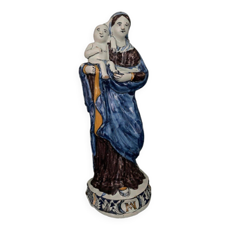 Vierge à l'Enfant en faïence du XVIIIe manufacture de Nevers 28 cm