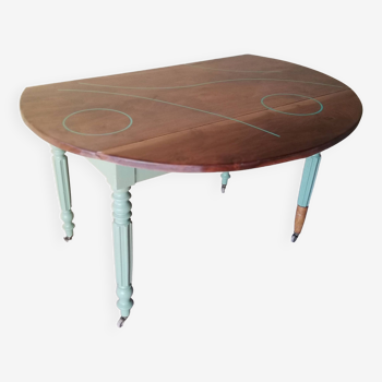 round table with flaps on casters