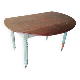 round table with flaps on casters