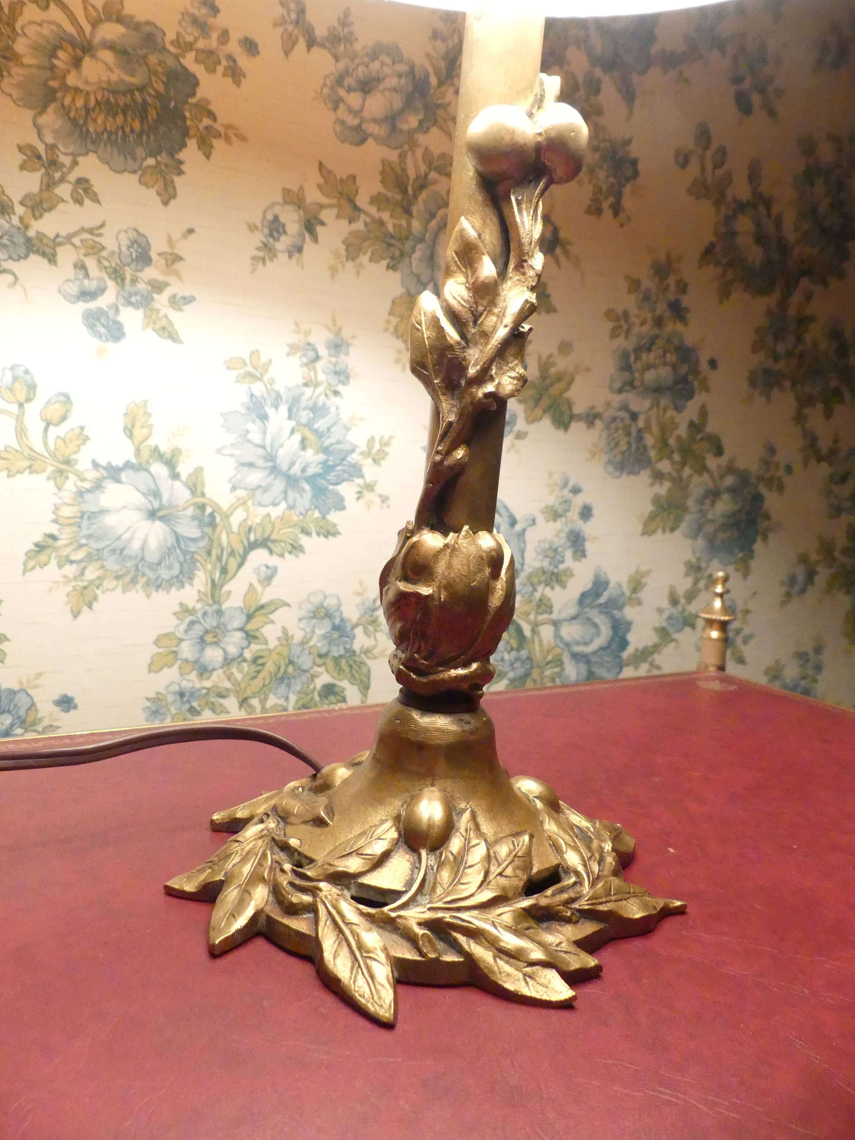 Lamp chiseled bronze art nouveau period nineteenth century