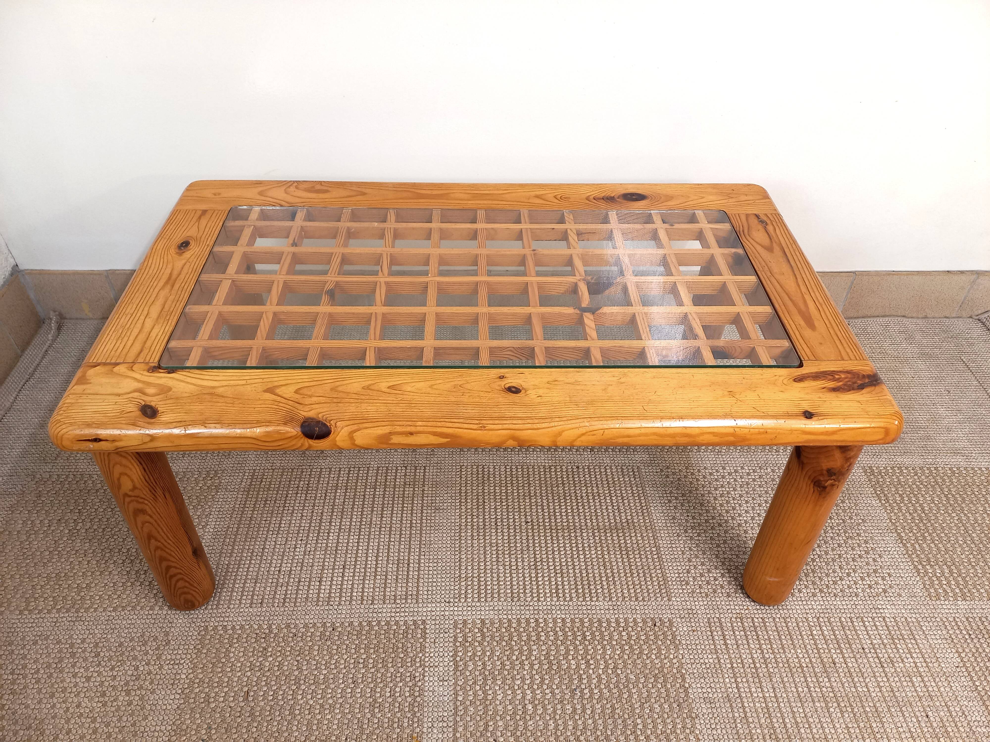Vintage modernist coffee table in pine and glass 70s 80s