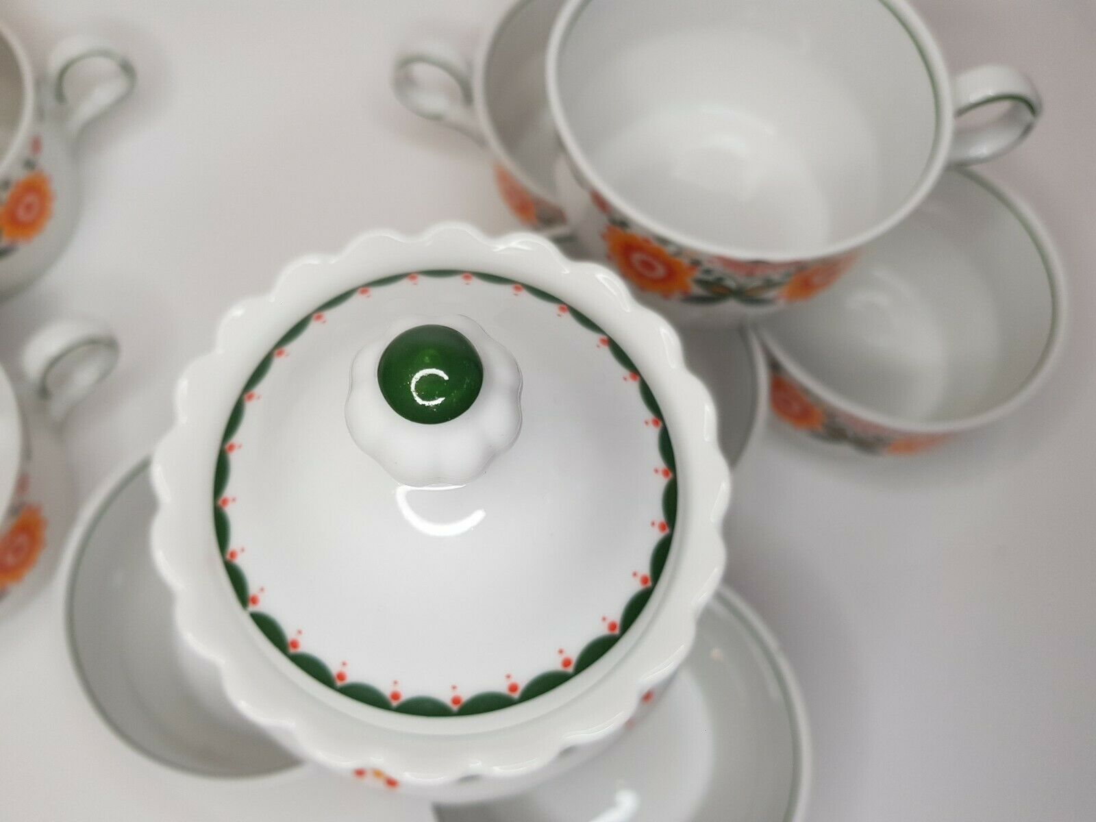 11 cups coffee and sugar pot décor lotus orange 70s