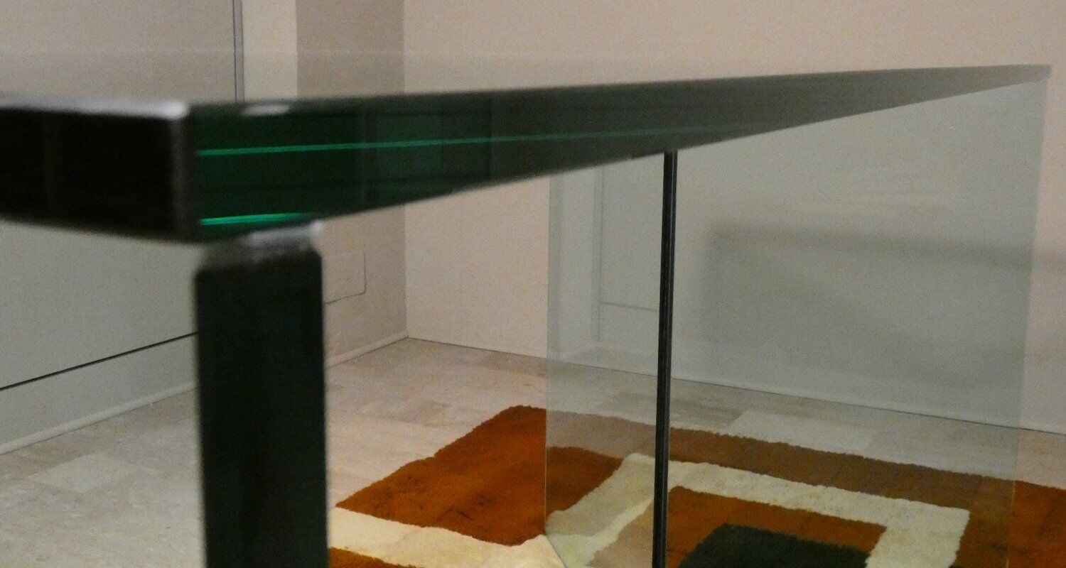Bacco desk in transparent glass attributed to Tonelli, Italy, 1980s.