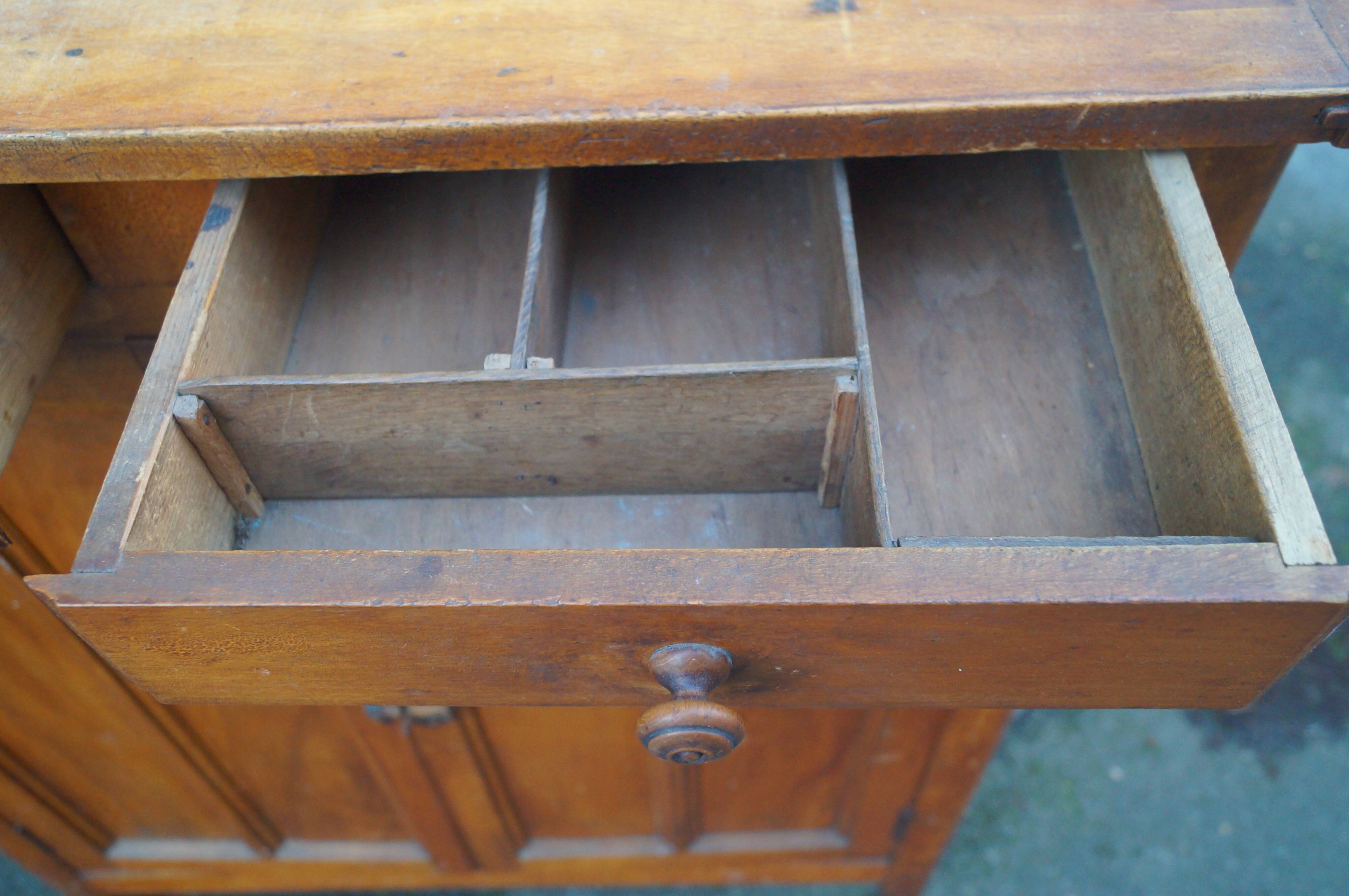 Parisian buffet 1940