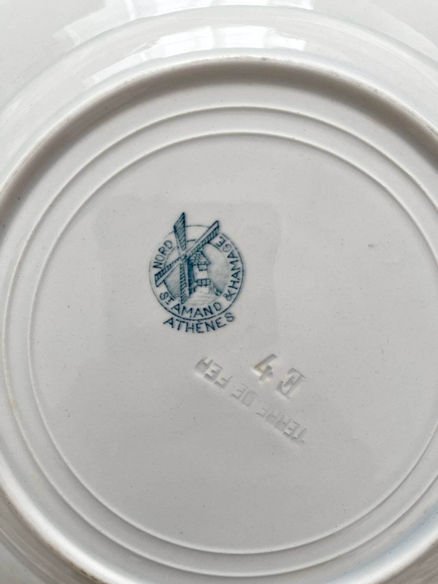 6 assiettes plates en terre de fer « Athènes » Saint Amand et Hamage
