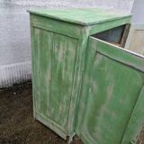 Buffet parisien patiné