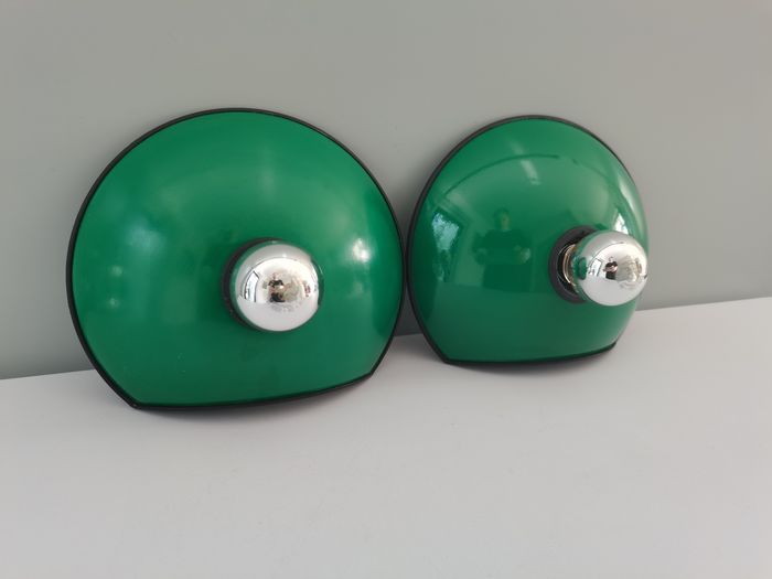 Pair of Italian design wall lamps T. Cimini for Lumina - "Emi"